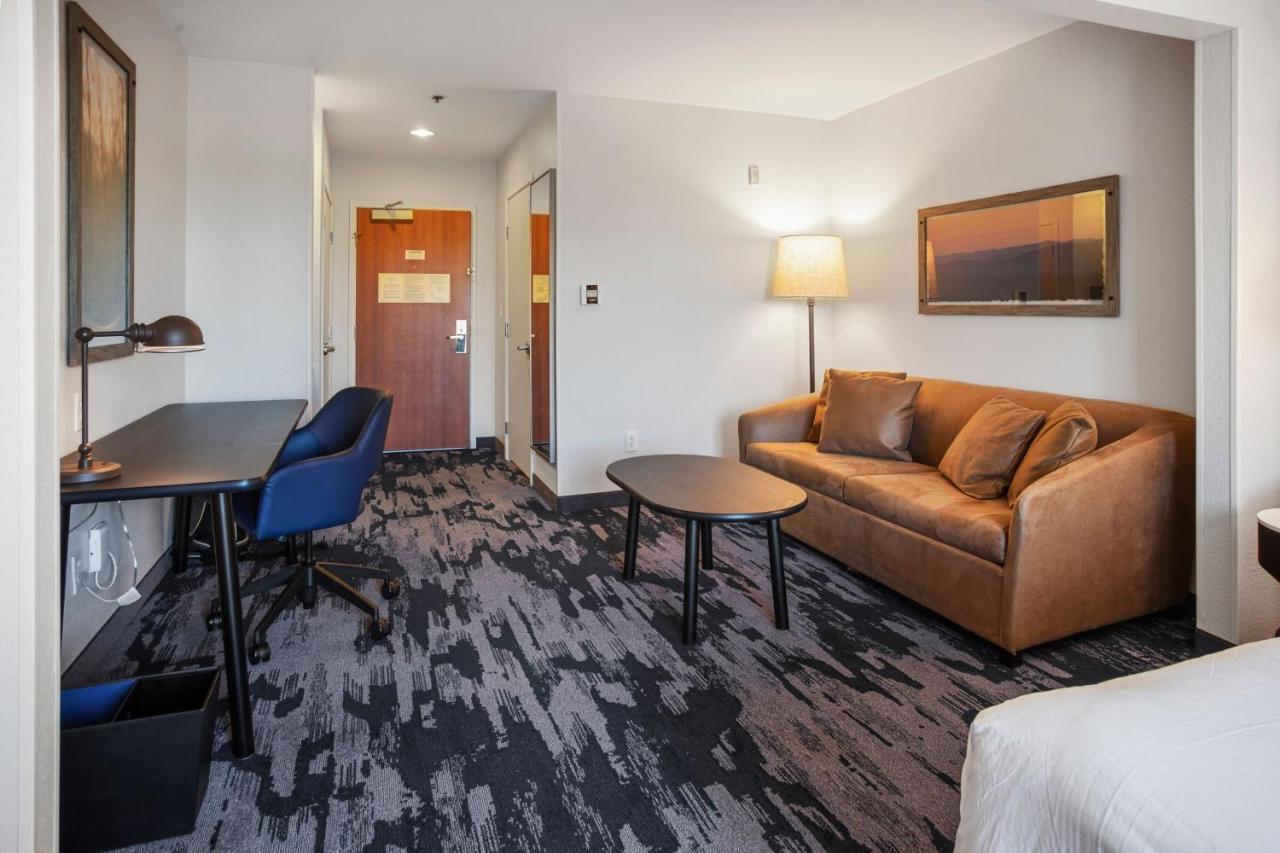 Fairfield Inn & Suites Ранчо Кордова Экстерьер фото