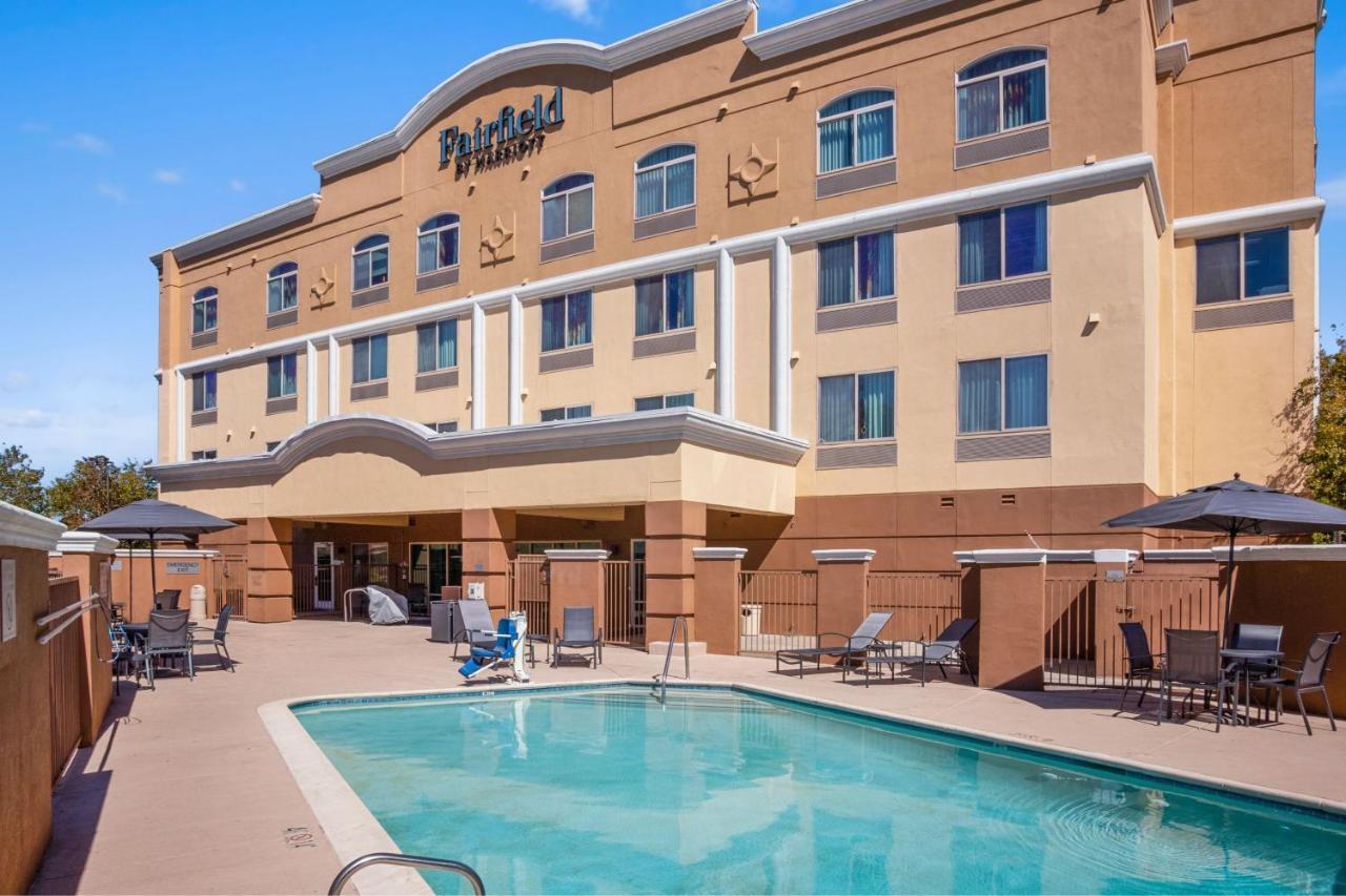 Fairfield Inn & Suites Ранчо Кордова Экстерьер фото